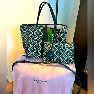Kate Spade tote with matching pouch. Unique colour and pattern.